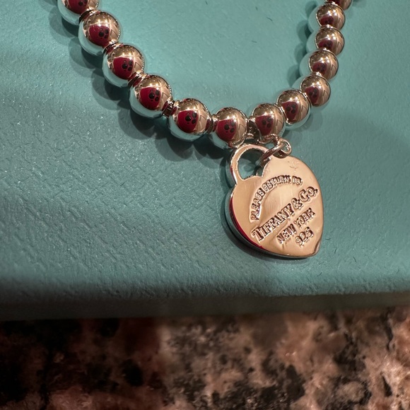 Tiffany & Co. Silver Heart Bracelet - Picture 7 of 10